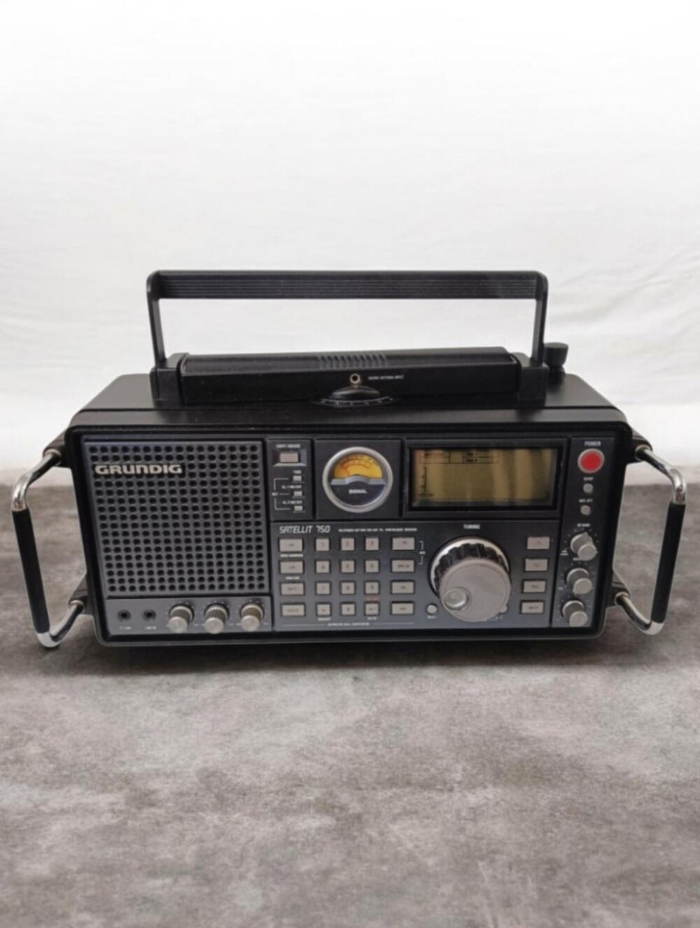 📻 Grundig Satellit 750 Professional World Band Radio 📻
